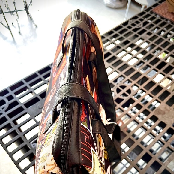 ELVIS has left the Building Tote Bag - Picture 2 of 8